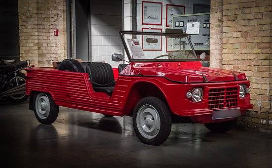 réparation de la carrosserie d'une Citroën MEHARI à Aix en provence